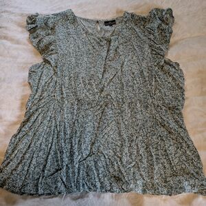 Nursing Queen Floral Sage Nursing Blouse